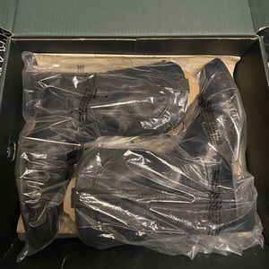 Tecovas Size 9.5 “ the duke “ ostrich leather